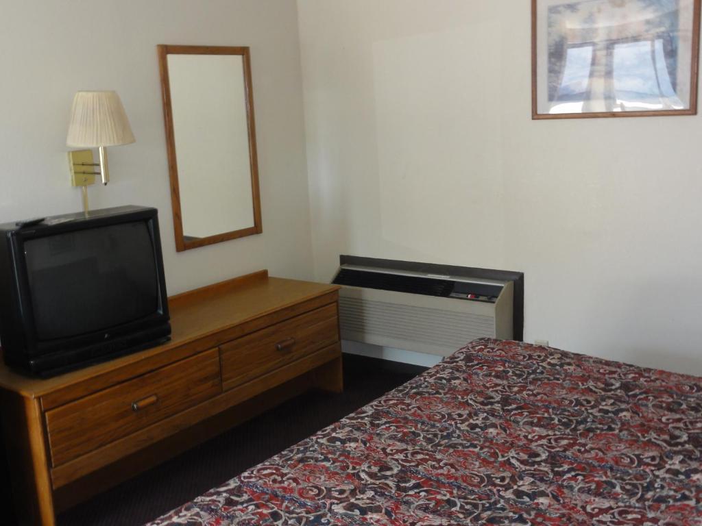 Budget Inn سلما الغرفة الصورة